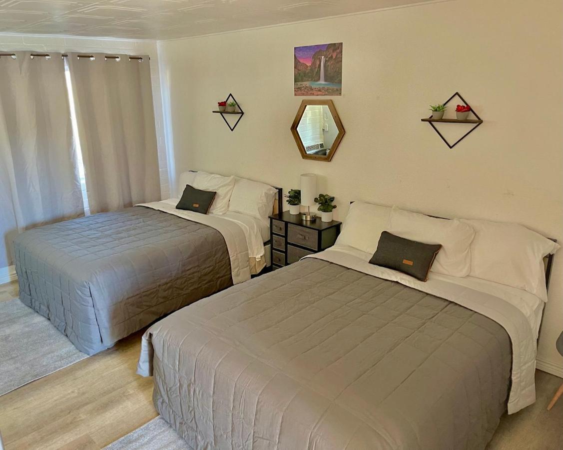 Canyon'S Edge Route 66 Motel Еш Форк Екстер'єр фото