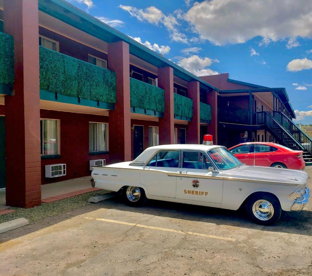 Canyon'S Edge Route 66 Motel Еш Форк Екстер'єр фото