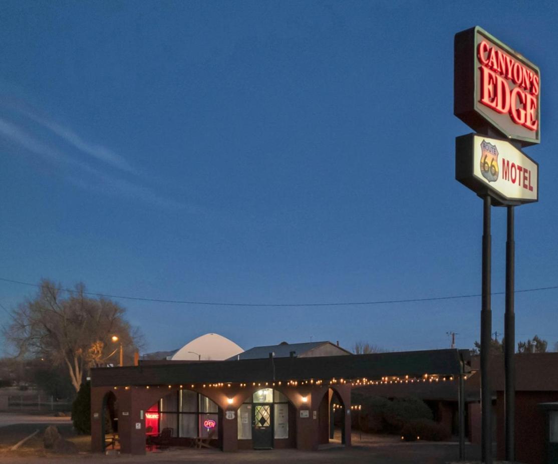 Canyon'S Edge Route 66 Motel Еш Форк Екстер'єр фото