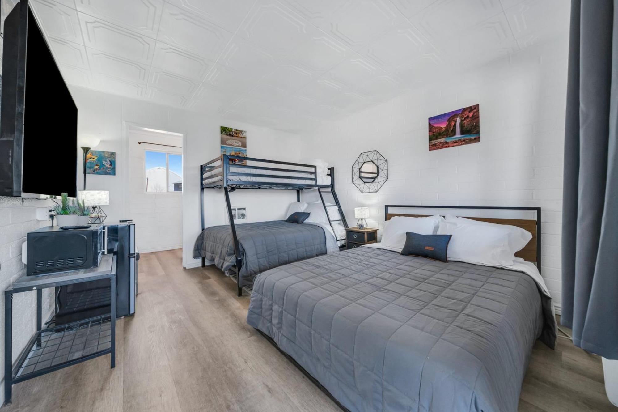 Canyon'S Edge Route 66 Motel Еш Форк Екстер'єр фото